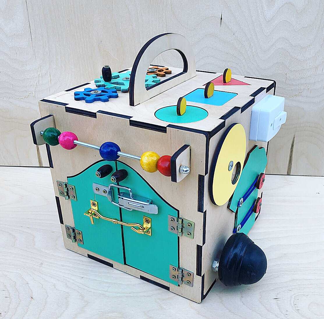 Busy cube 7 inches