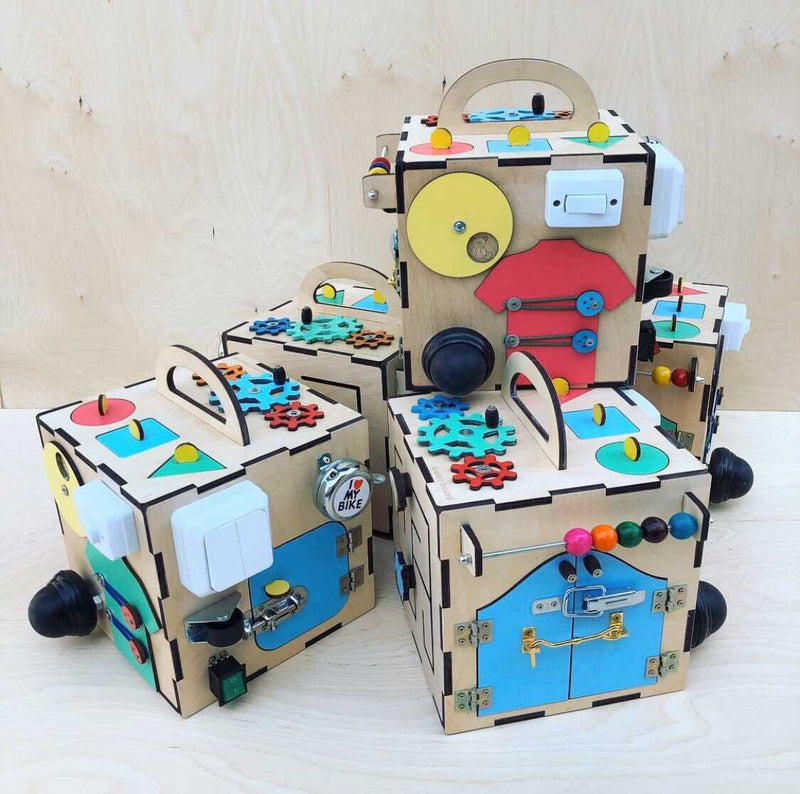 Busy cube 7 inches