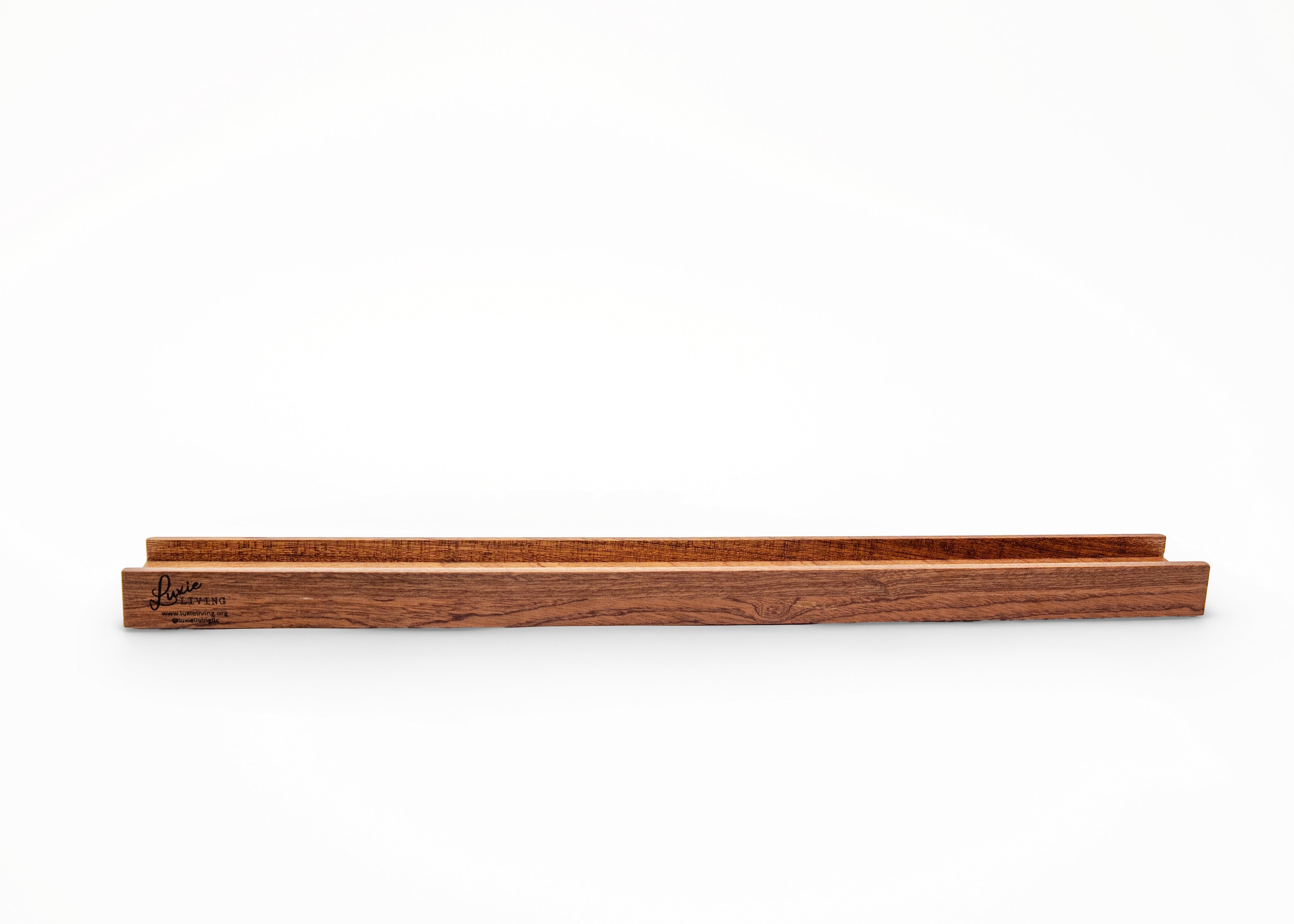 Luxie Living "Play Pretty" Magnetic Wooden Rack/Pusher